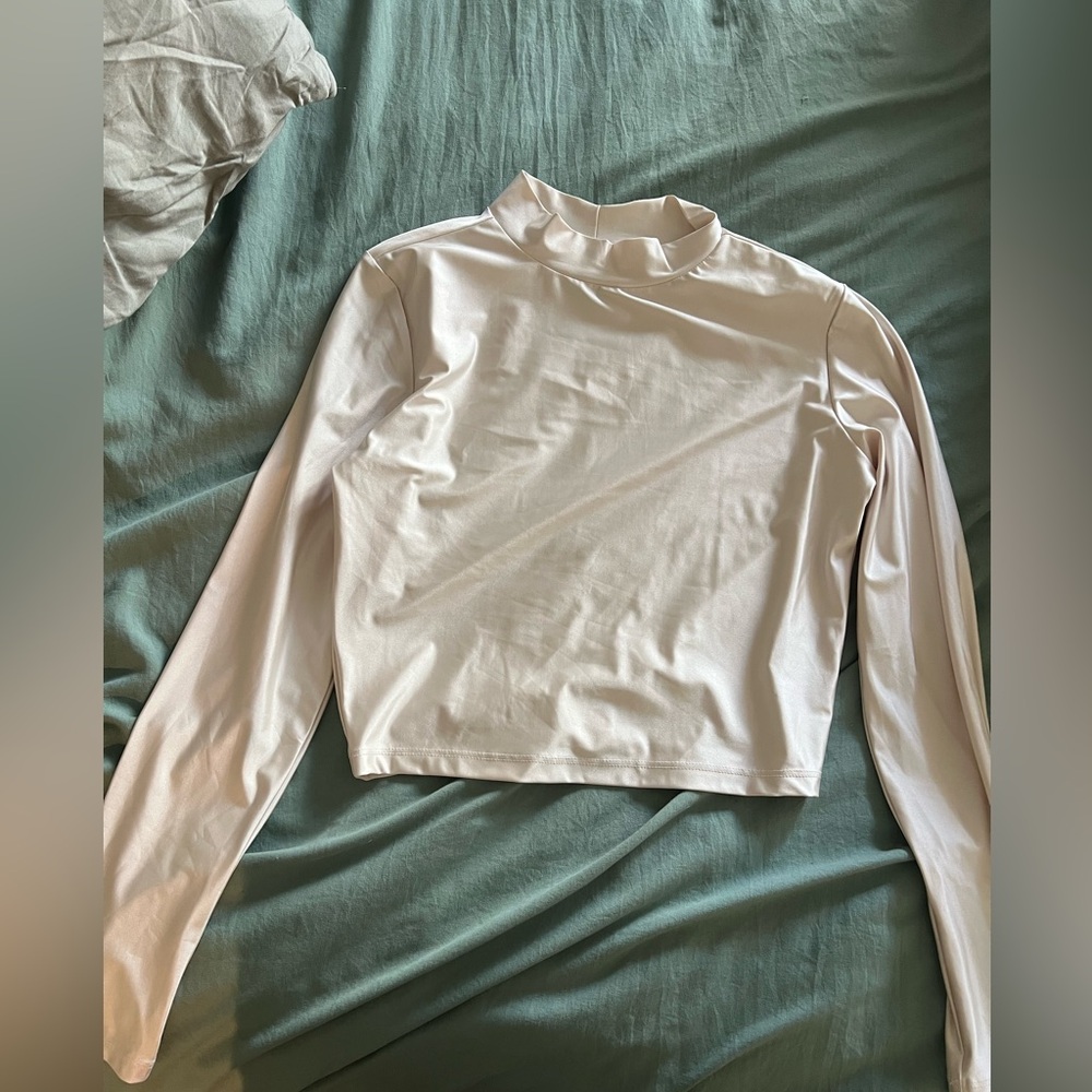 Wild fable turtleneck never worn